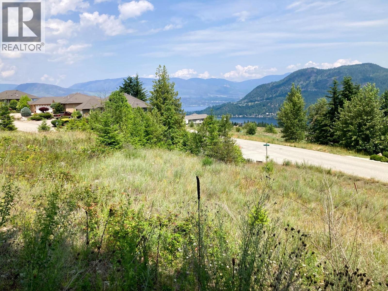  2555 Highlands Drive, Blind Bay