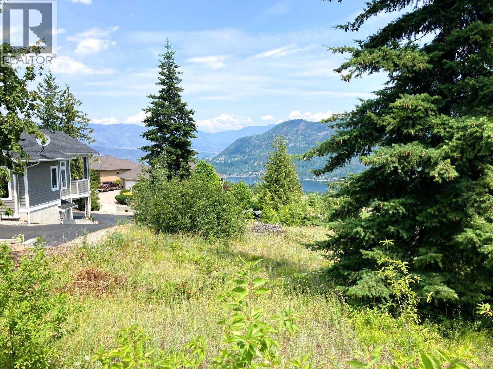  2555 Highlands Drive, Blind Bay