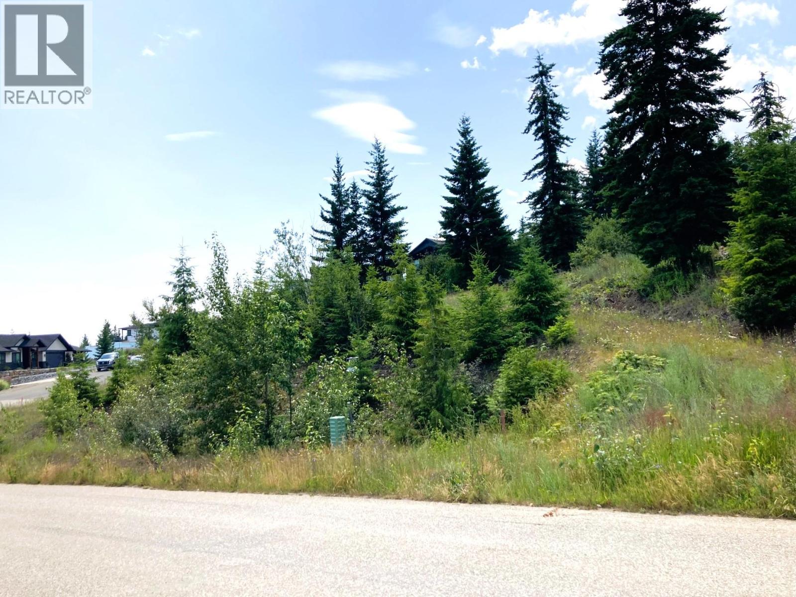  2555 Highlands Drive, Blind Bay