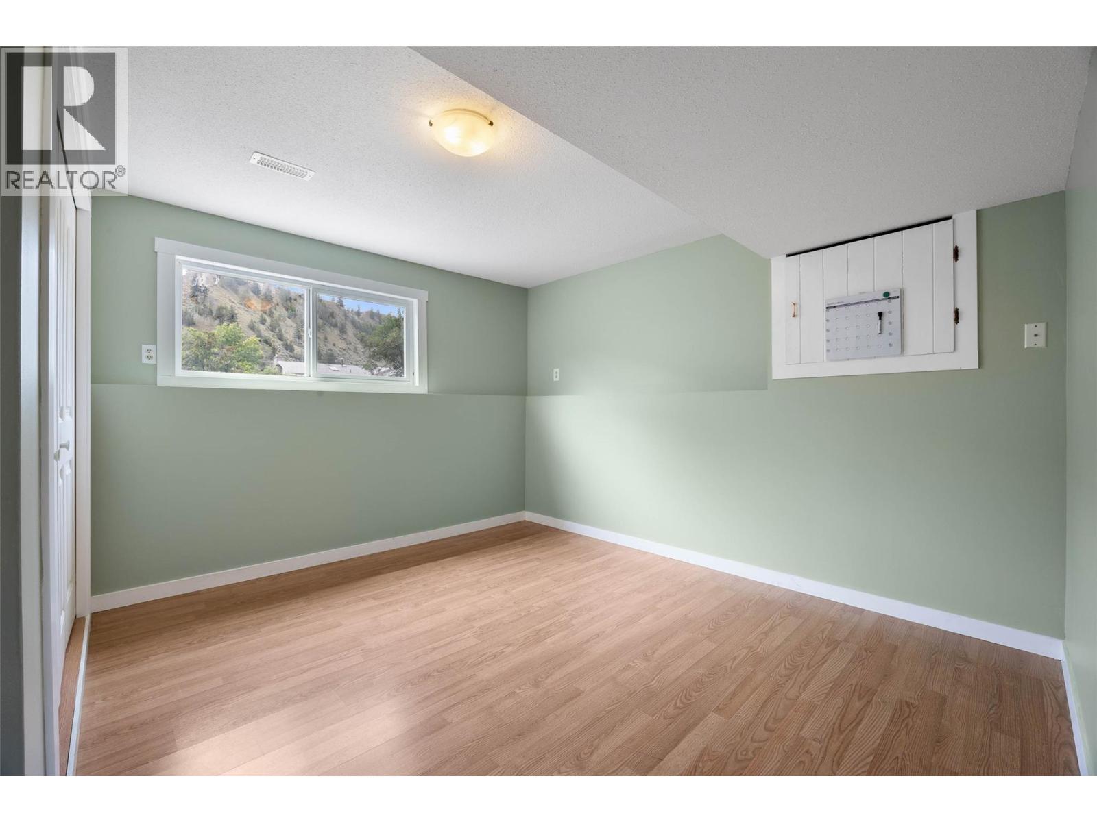 6685 Beaver Crescent - 21