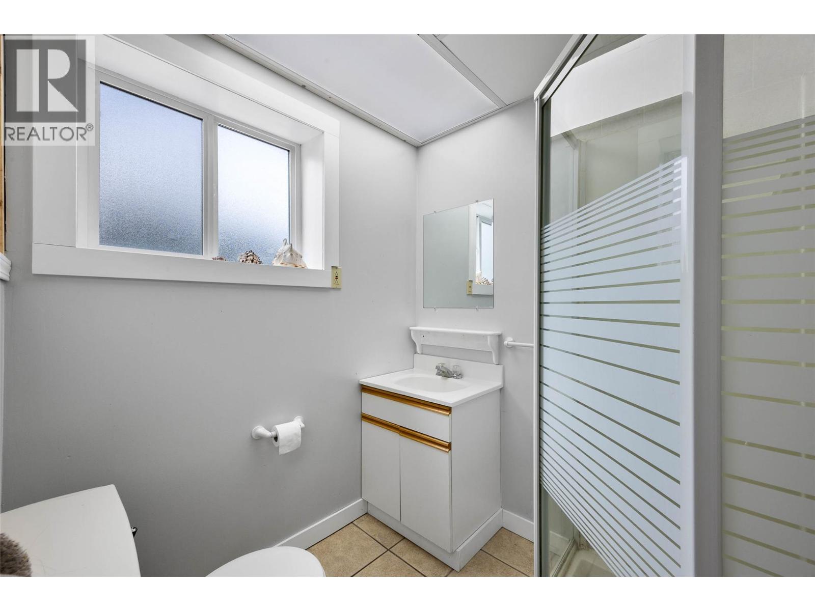 6685 Beaver Crescent - 24