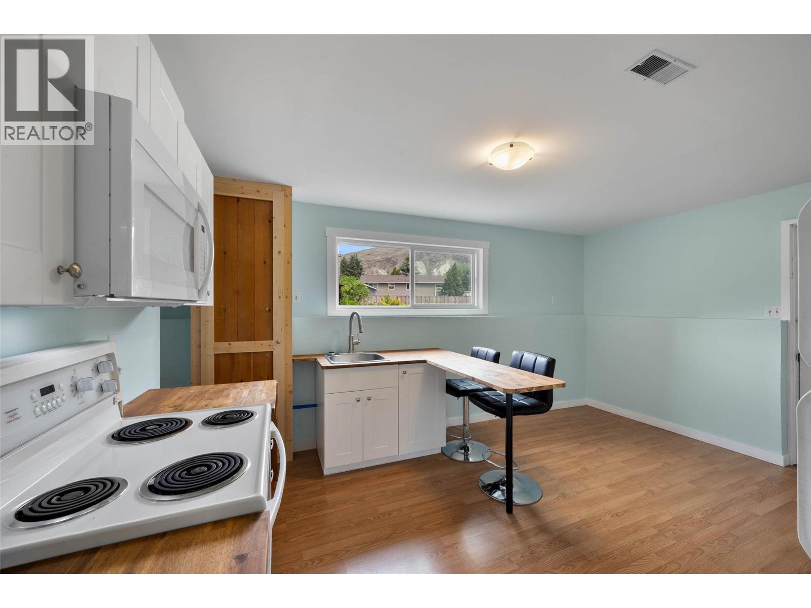 6685 Beaver Crescent - 26