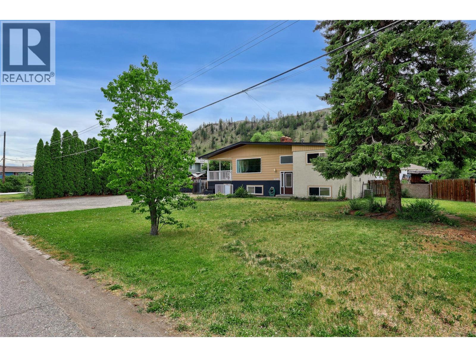 6685 Beaver Crescent - 3