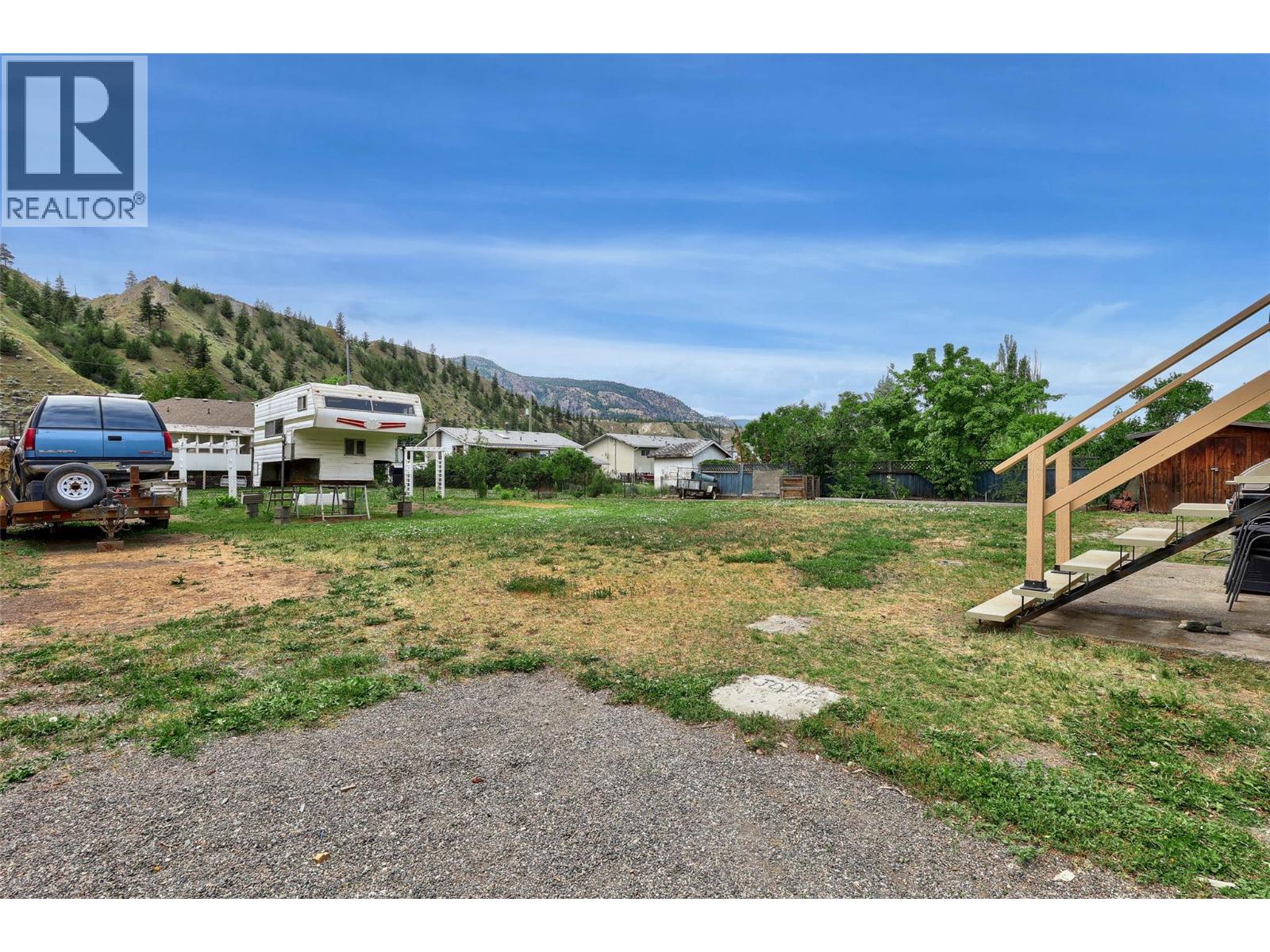 6685 Beaver Crescent - Image 32