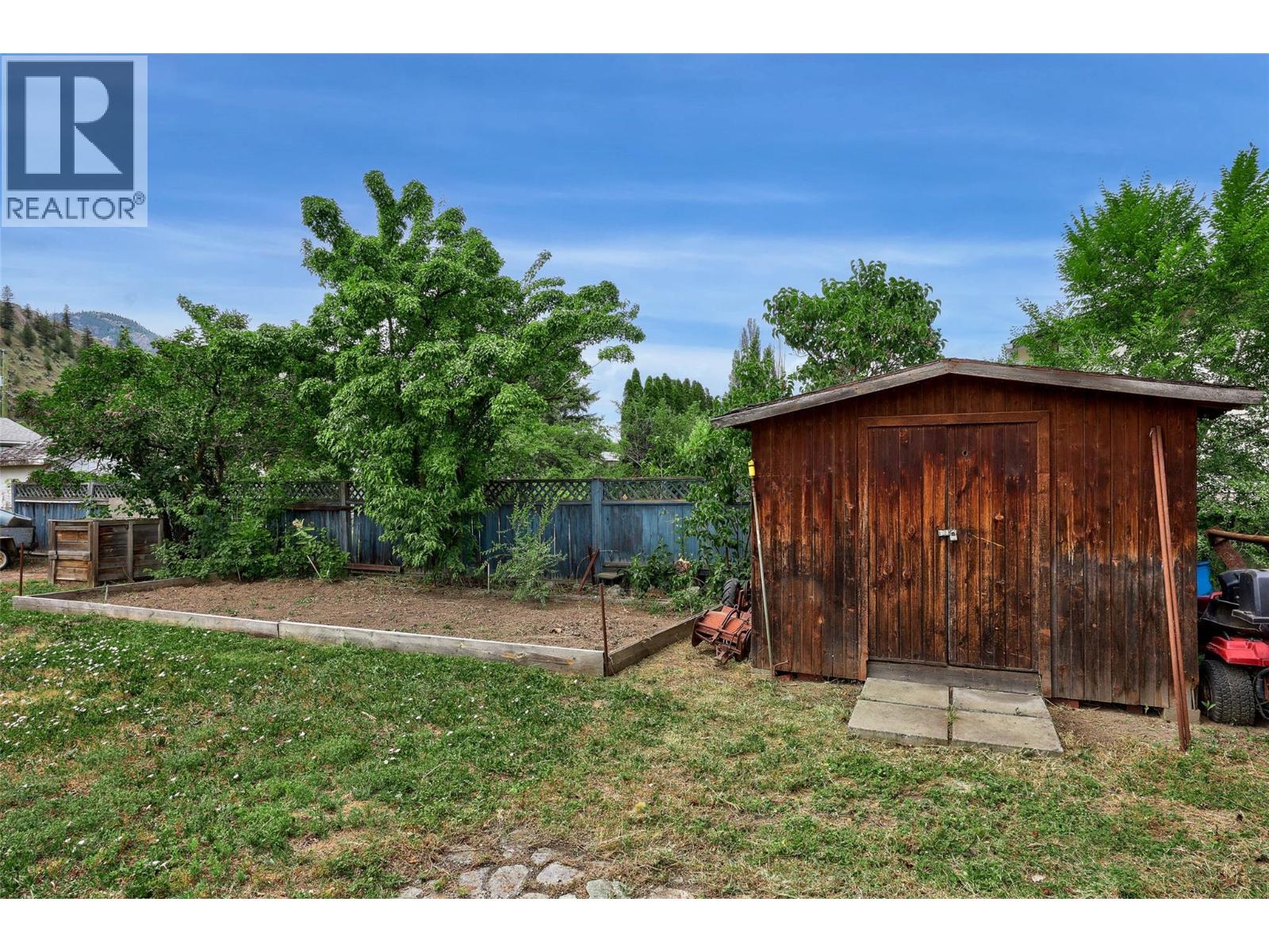 6685 Beaver Crescent - 34