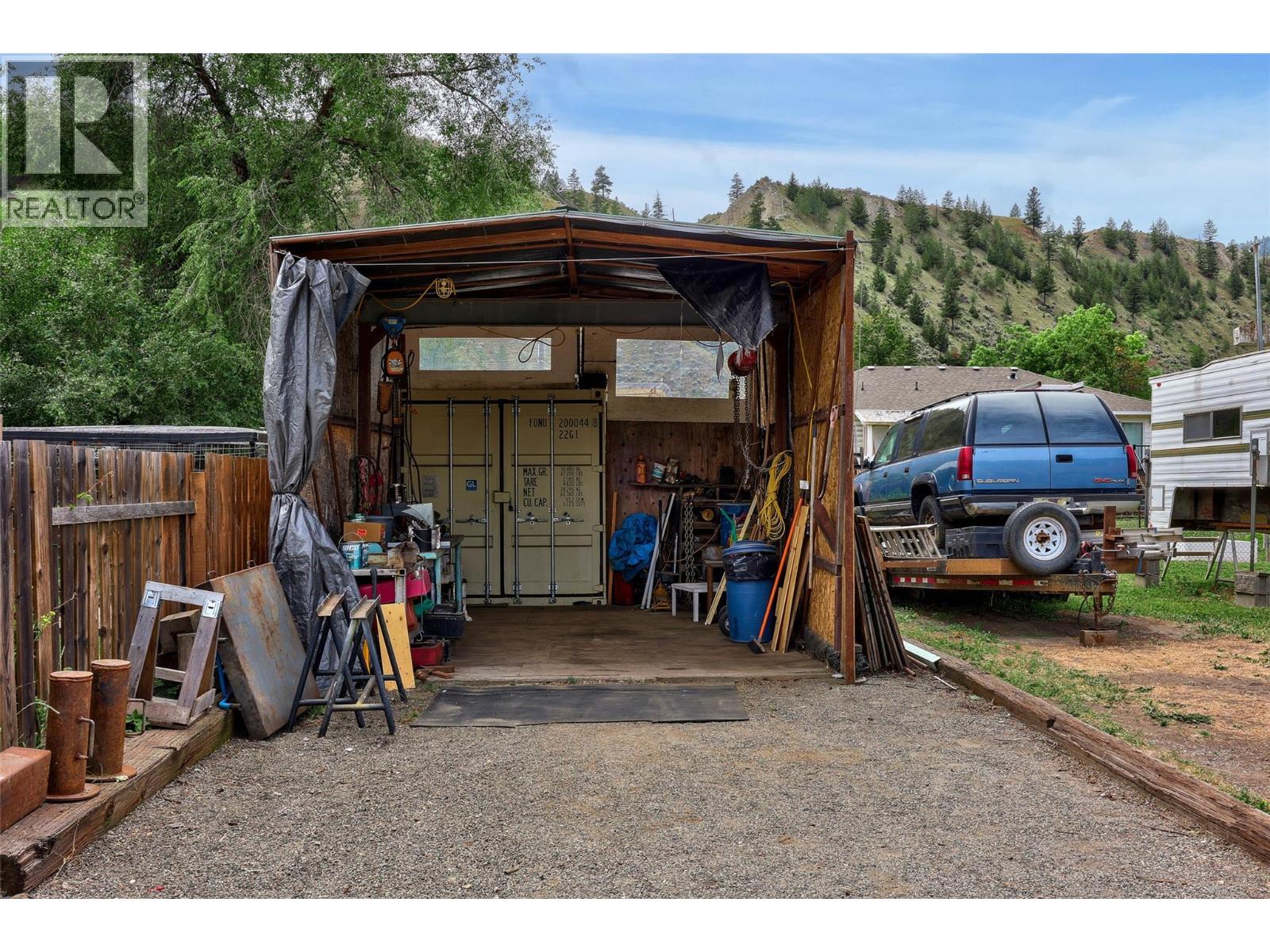 6685 Beaver Crescent - Image 36