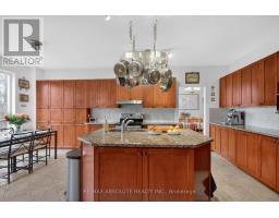 Family room - 7 Branchwood Street, Ottawa, ON K2G6X9 Photo 12