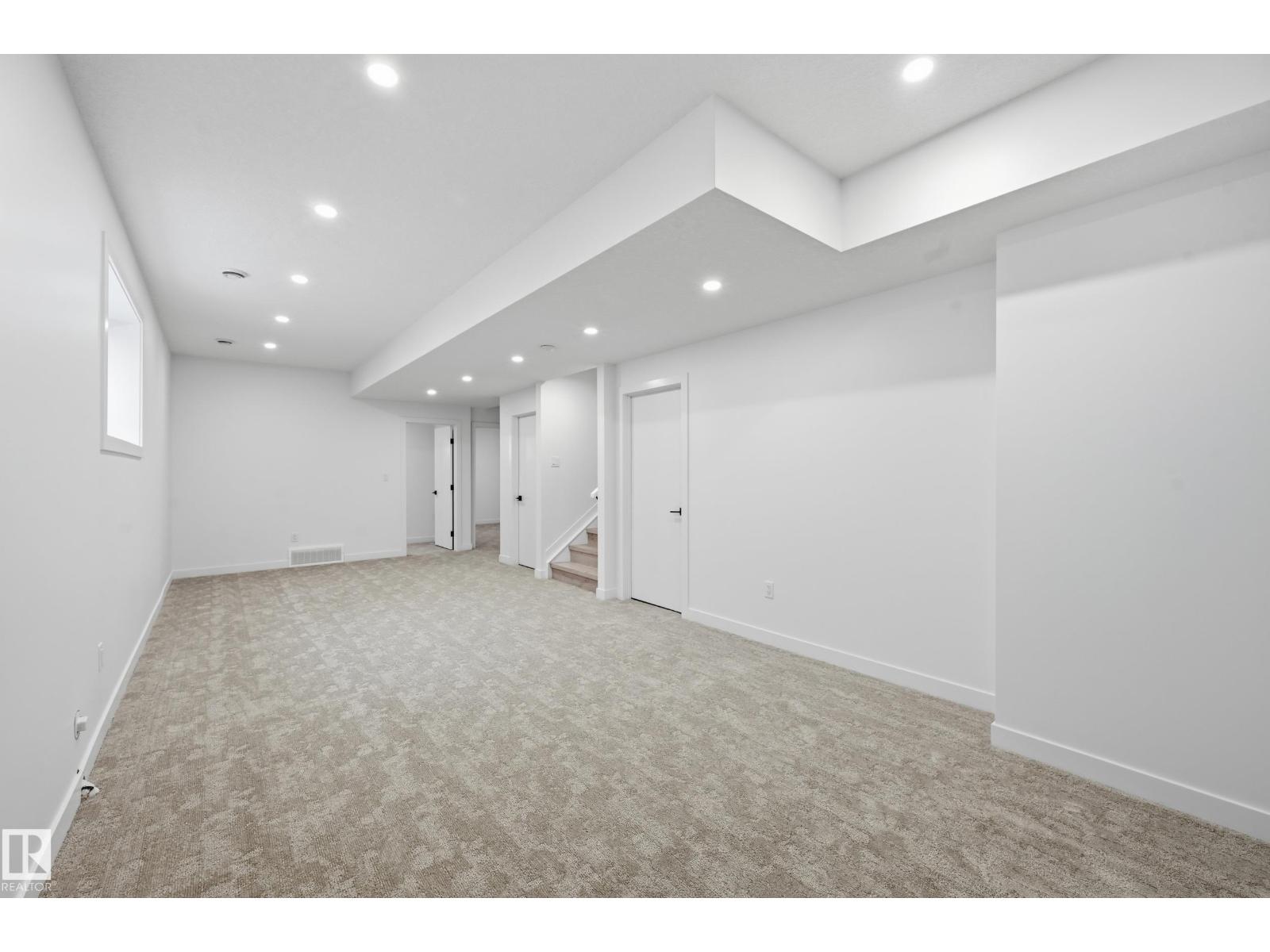 11121 51 ST NW - 42