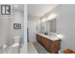 7420 Thornton Hts, Sooke, BC V9Z1L8 Photo 21