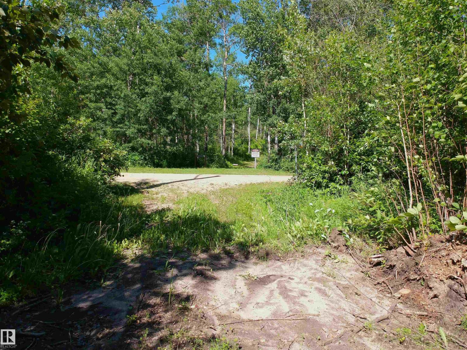 859 WESTCOVE DR — photo 32