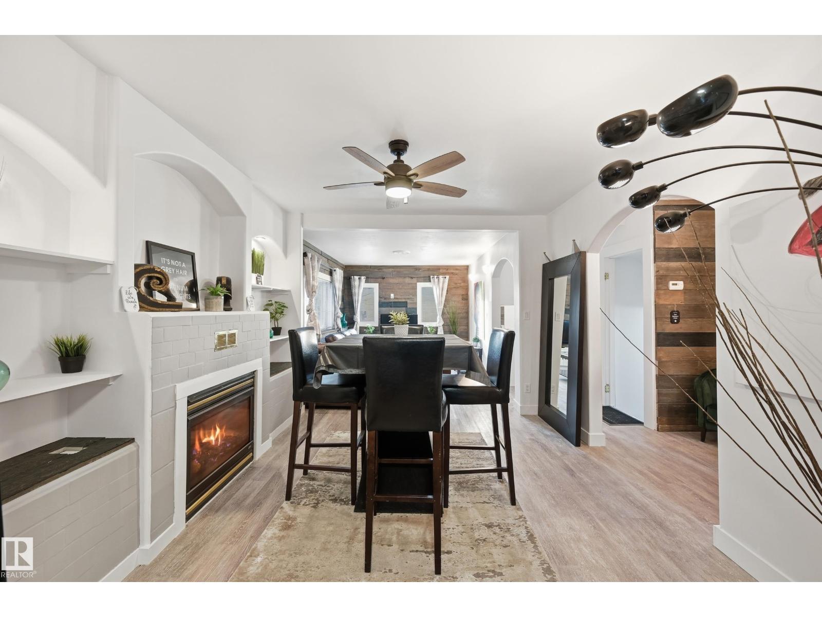 10656 93 ST NW - 14