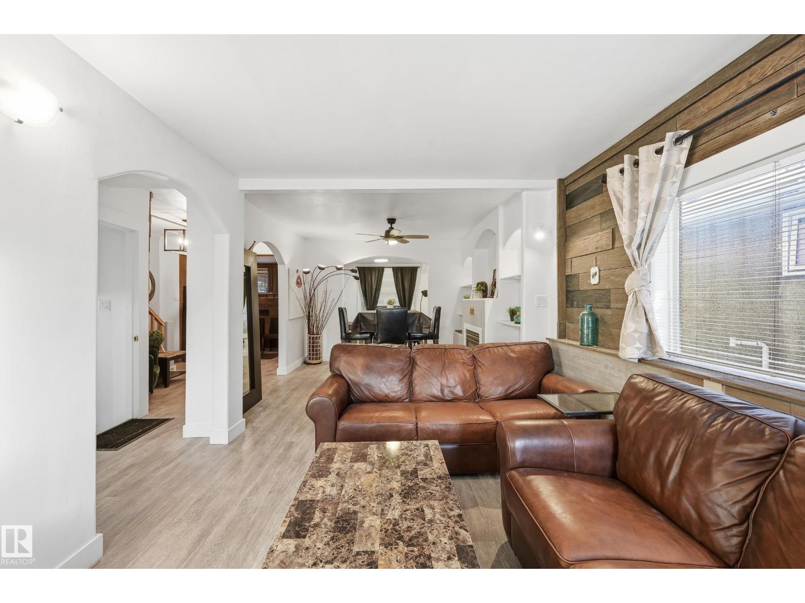 10656 93 ST NW - 10