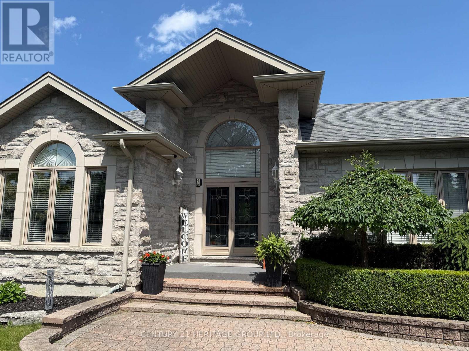 49 SHORE CRESCENT - 4