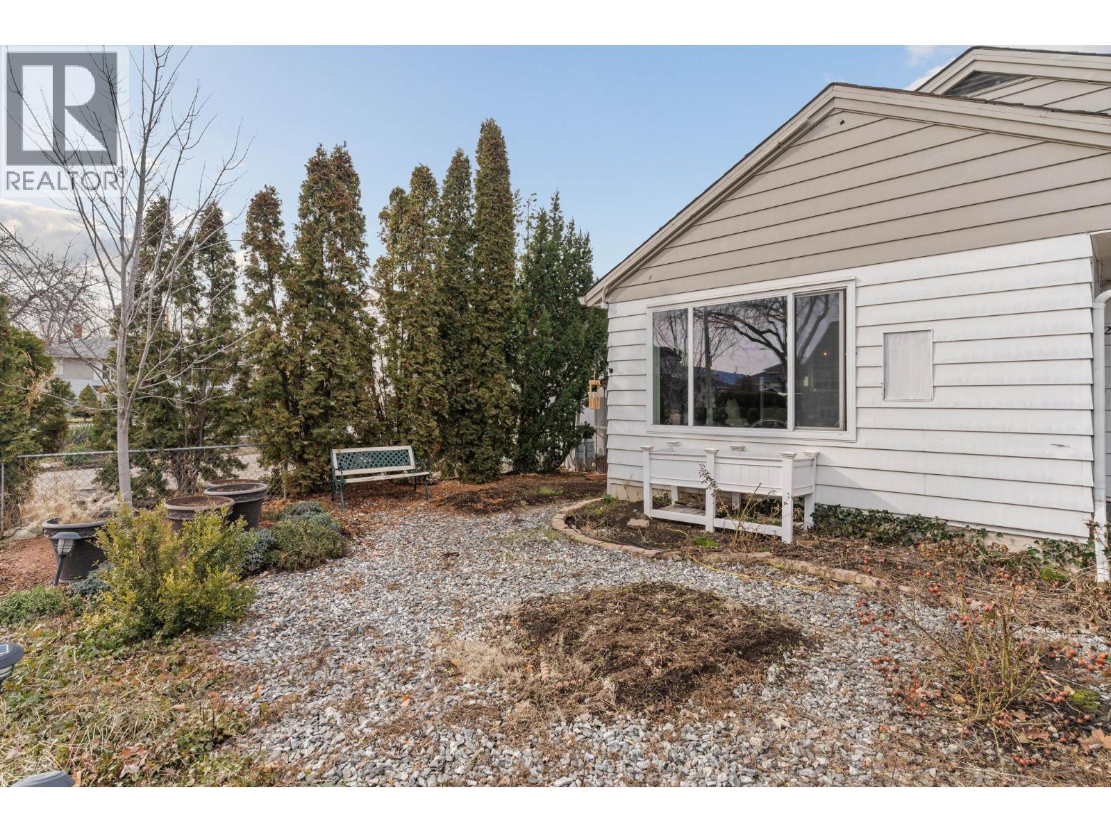 2284 Aberdeen Street - 31