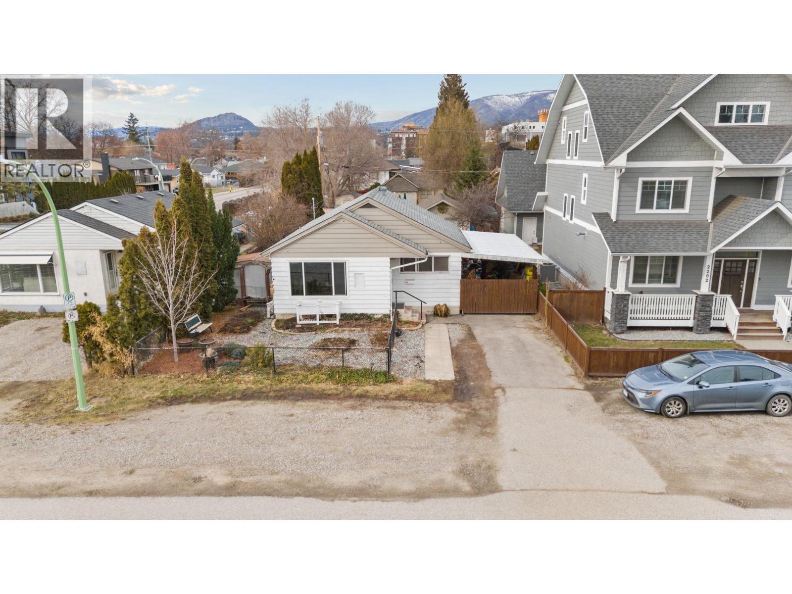 2284 Aberdeen Street - 17