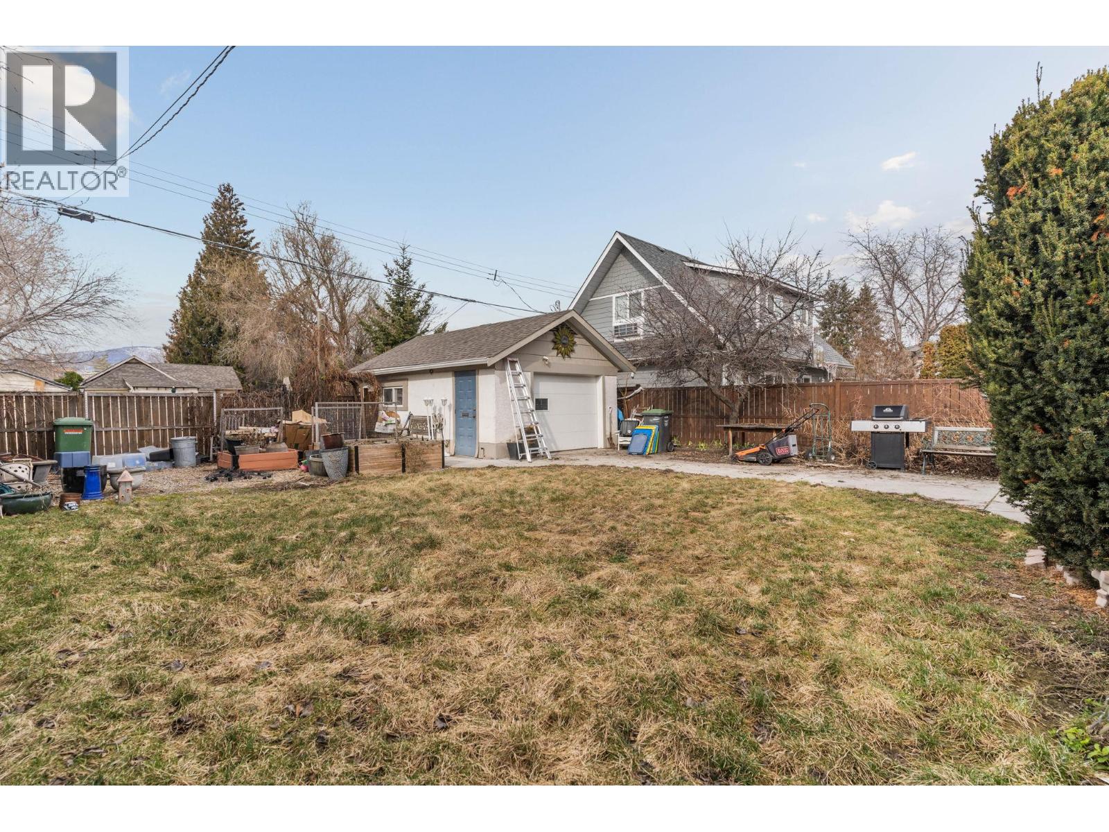2284 Aberdeen Street - 38