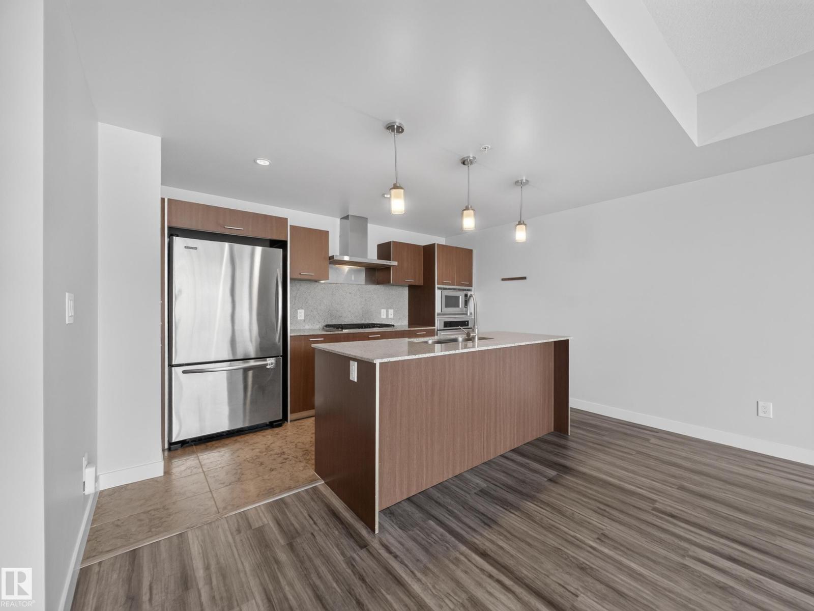 #608 2504 109 ST NW - 8