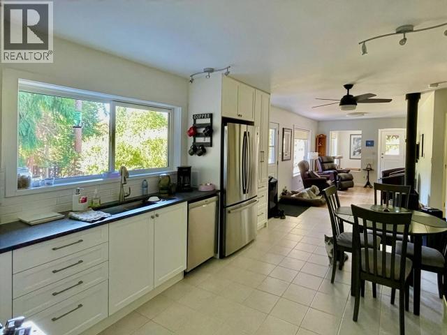 4108 HIGHWAY 101 - 47