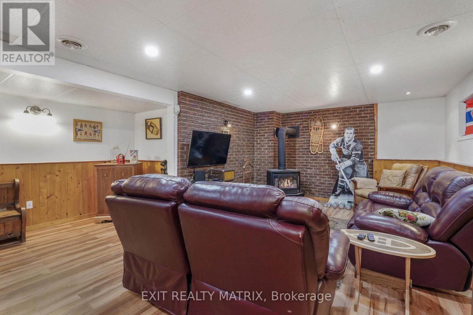 509 GHISLAIN STREET - 25