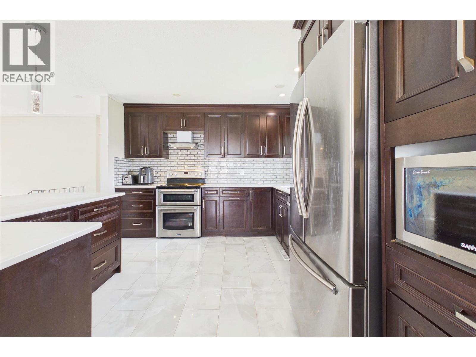 610 Ziprick Road - 7