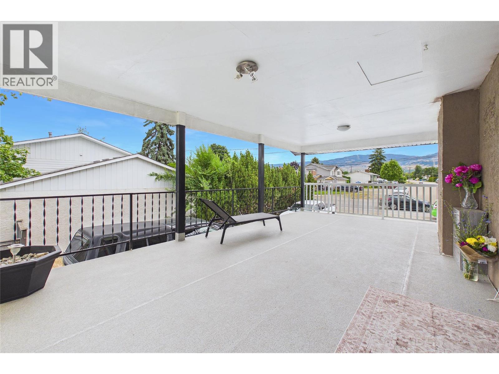 610 Ziprick Road - 20