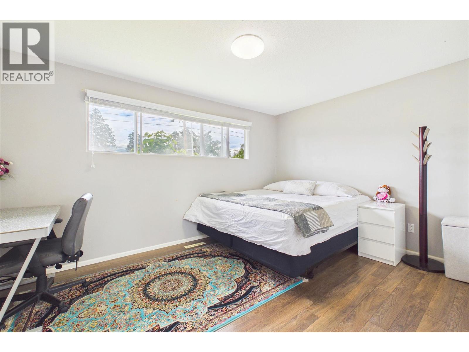 610 Ziprick Road - 14