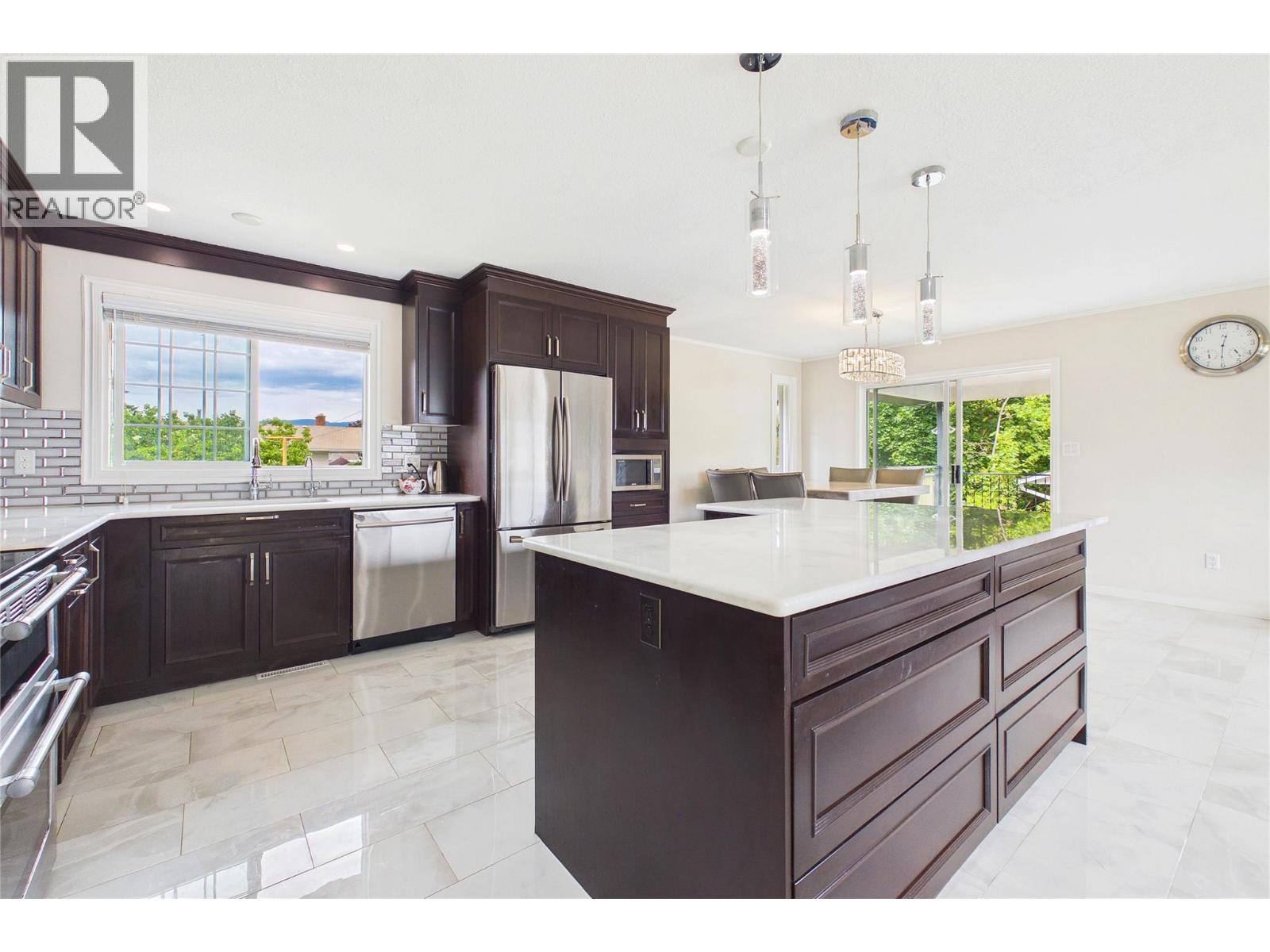 610 Ziprick Road - 6