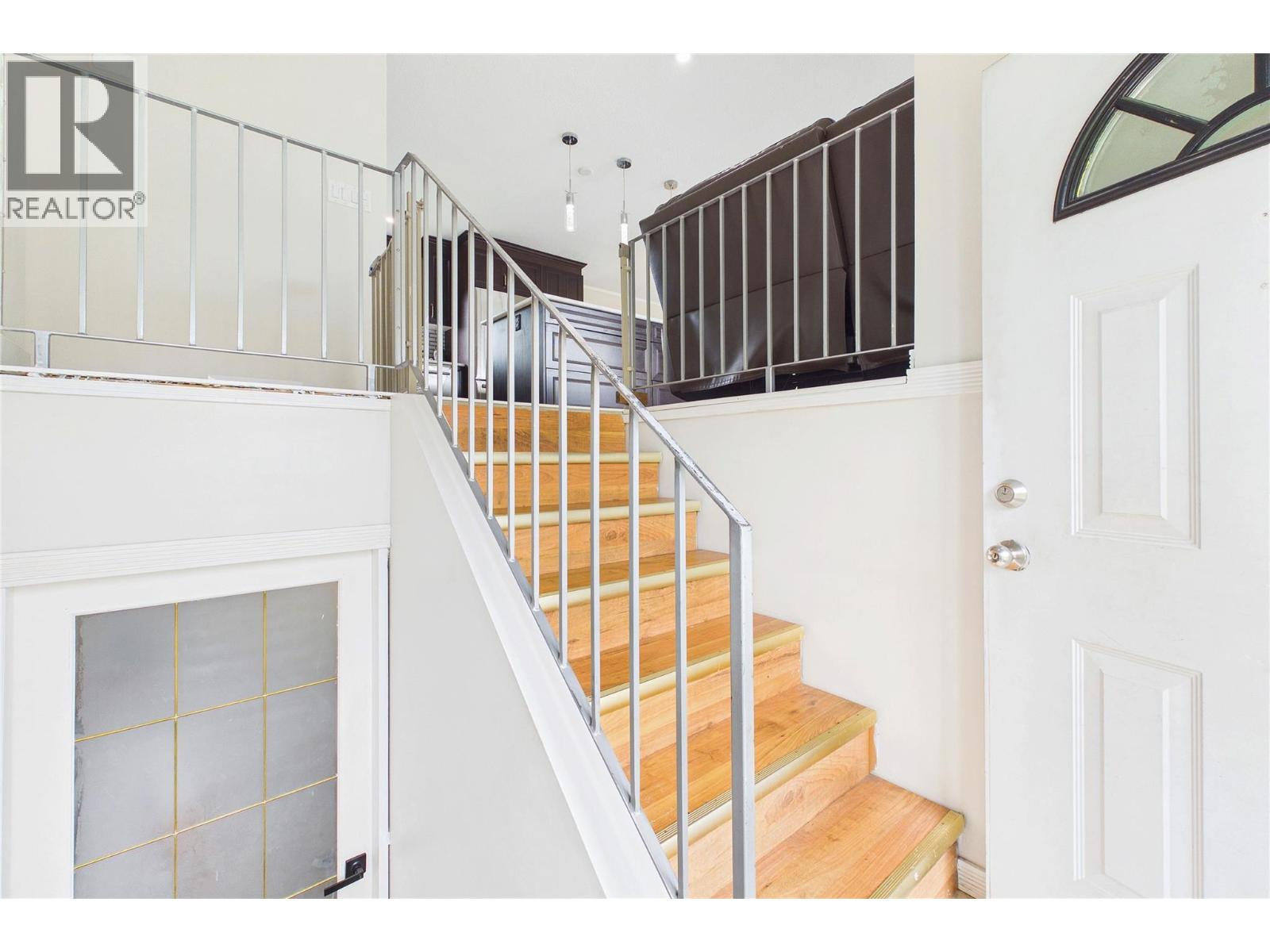 610 Ziprick Road - 25