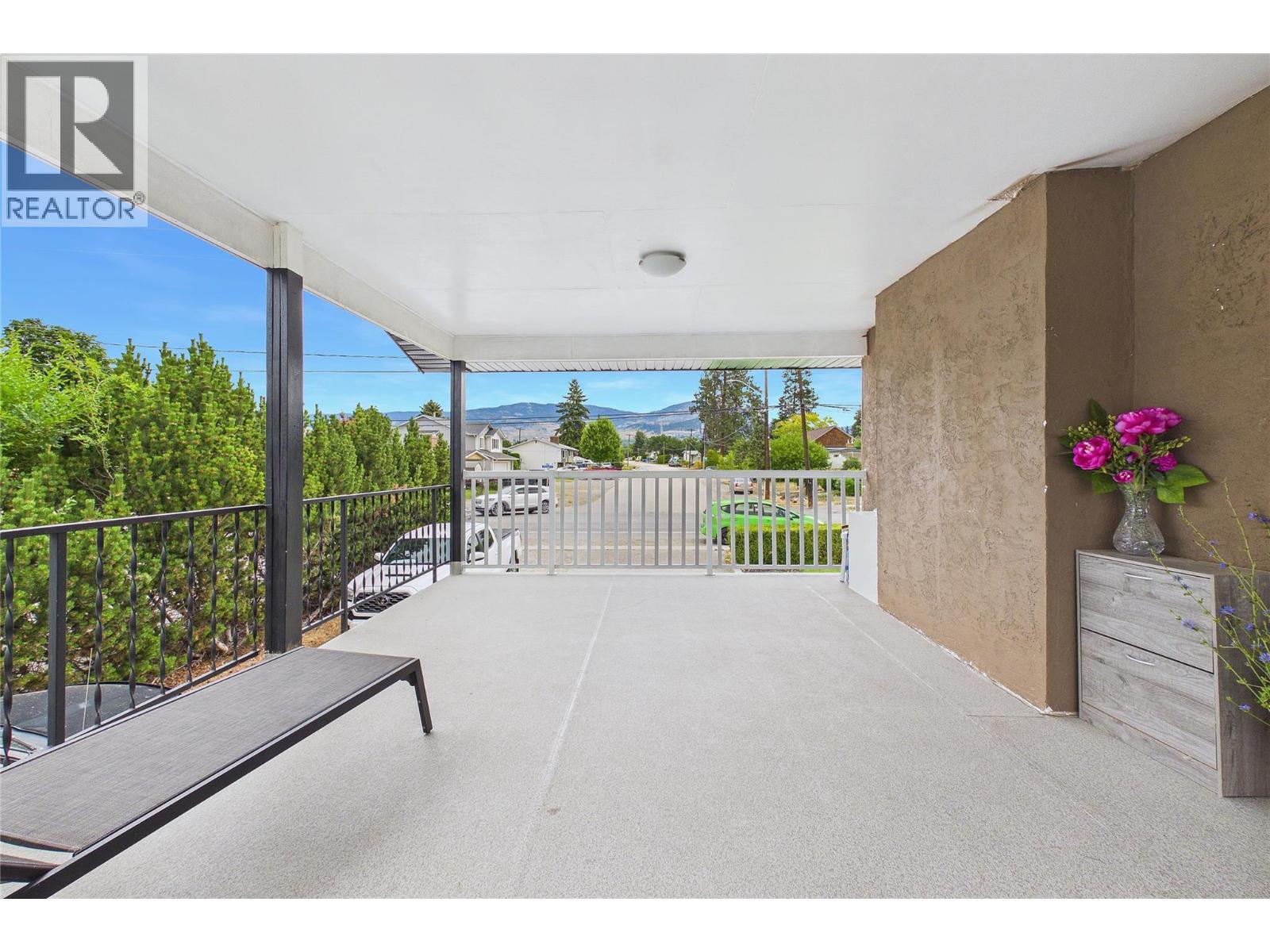 610 Ziprick Road - 21