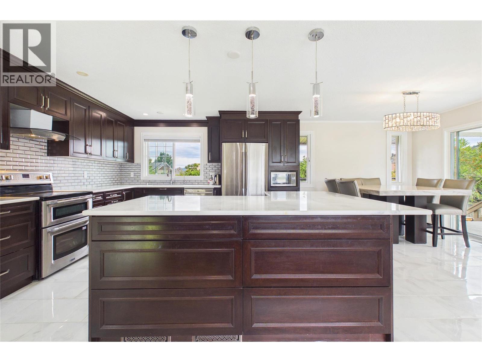 610 Ziprick Road - 2