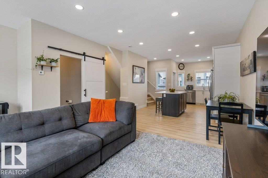 #38 150 EVERITT DR — photo 11