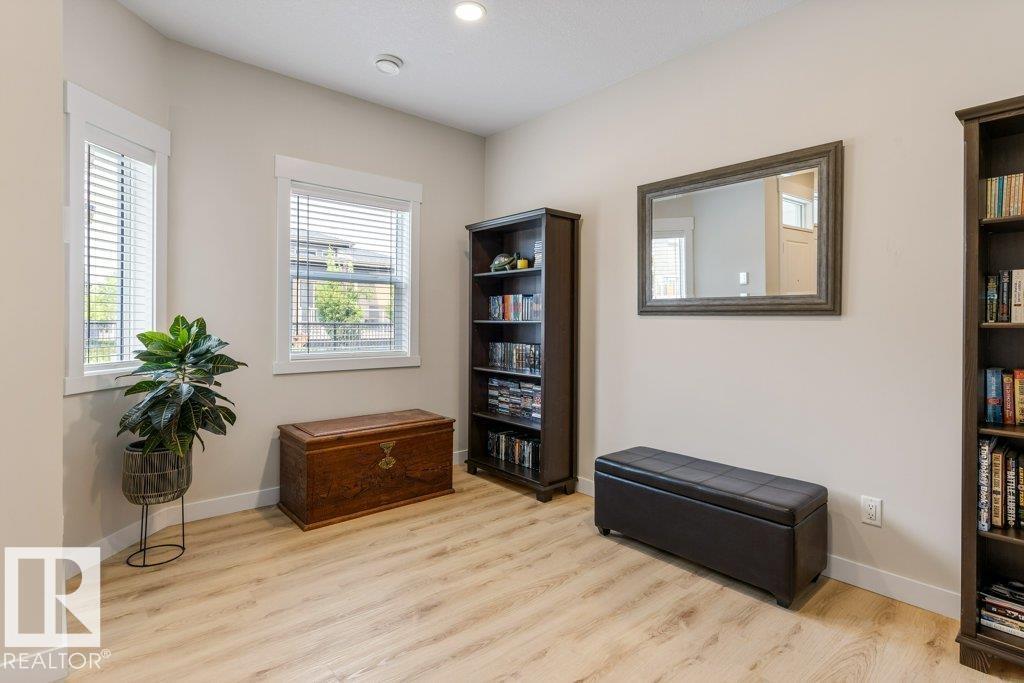 #38 150 EVERITT DR — photo 6