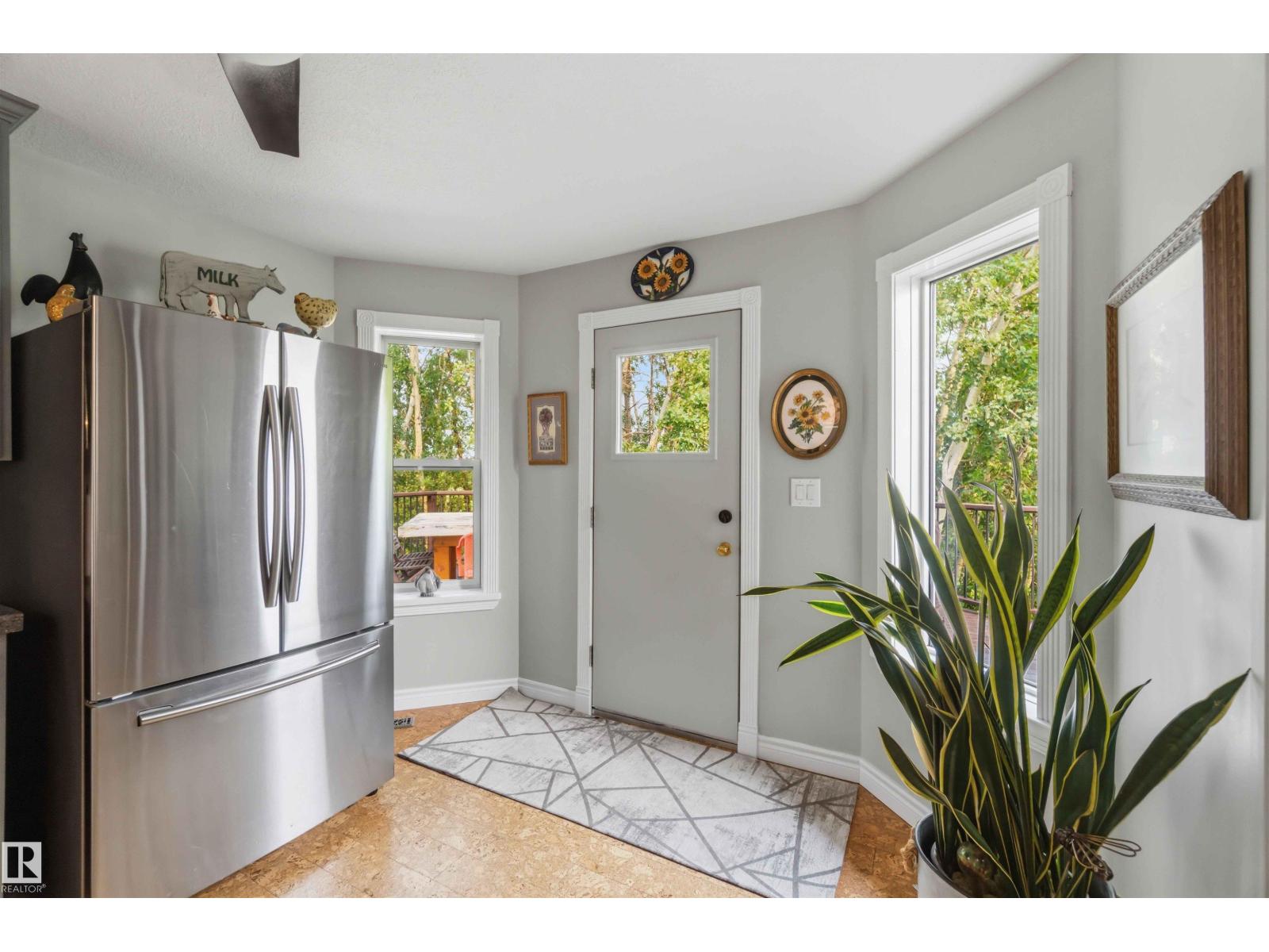 #205 52552 RGE ROAD 224 - 16