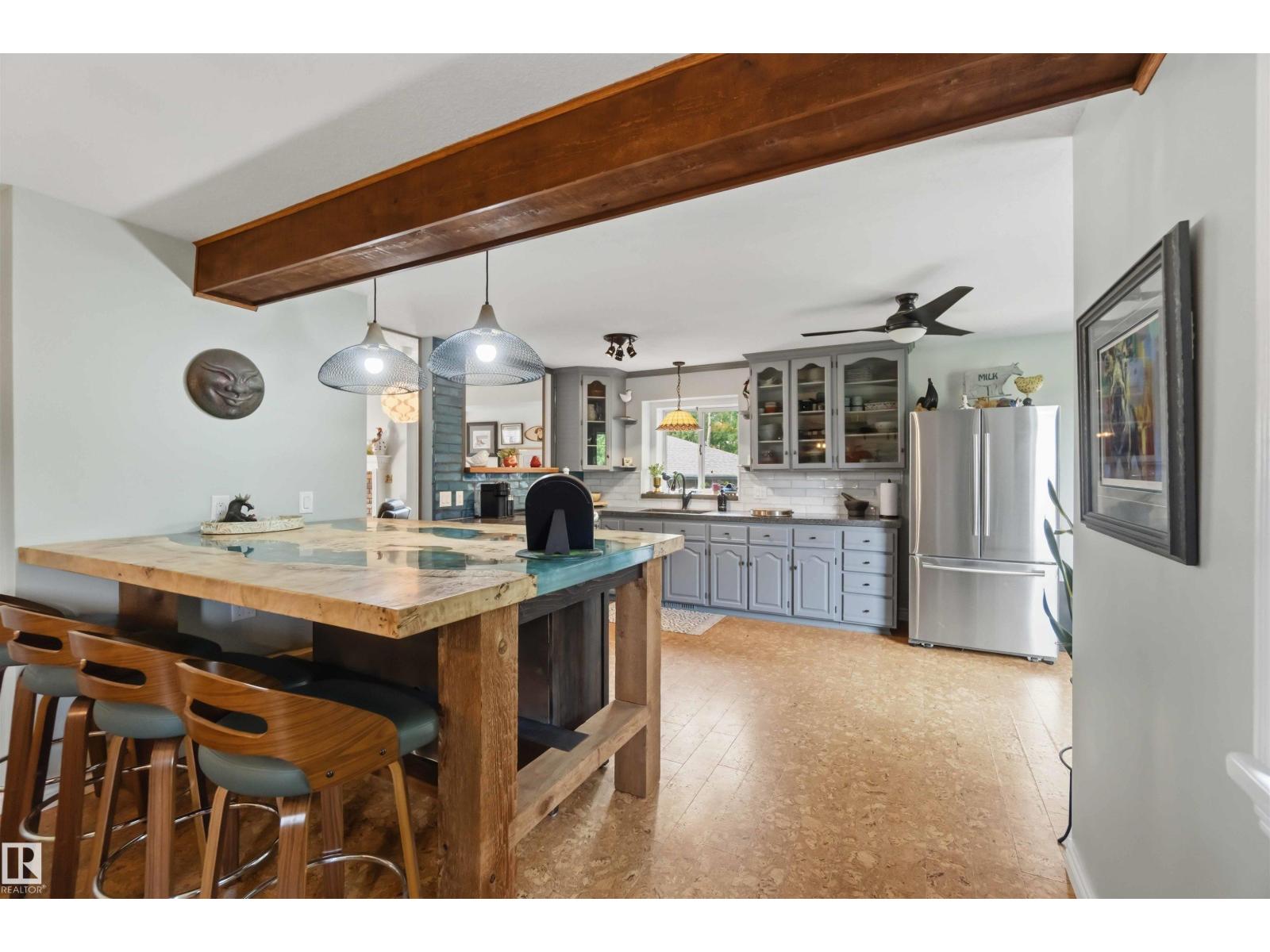 #205 52552 RGE ROAD 224 - 20