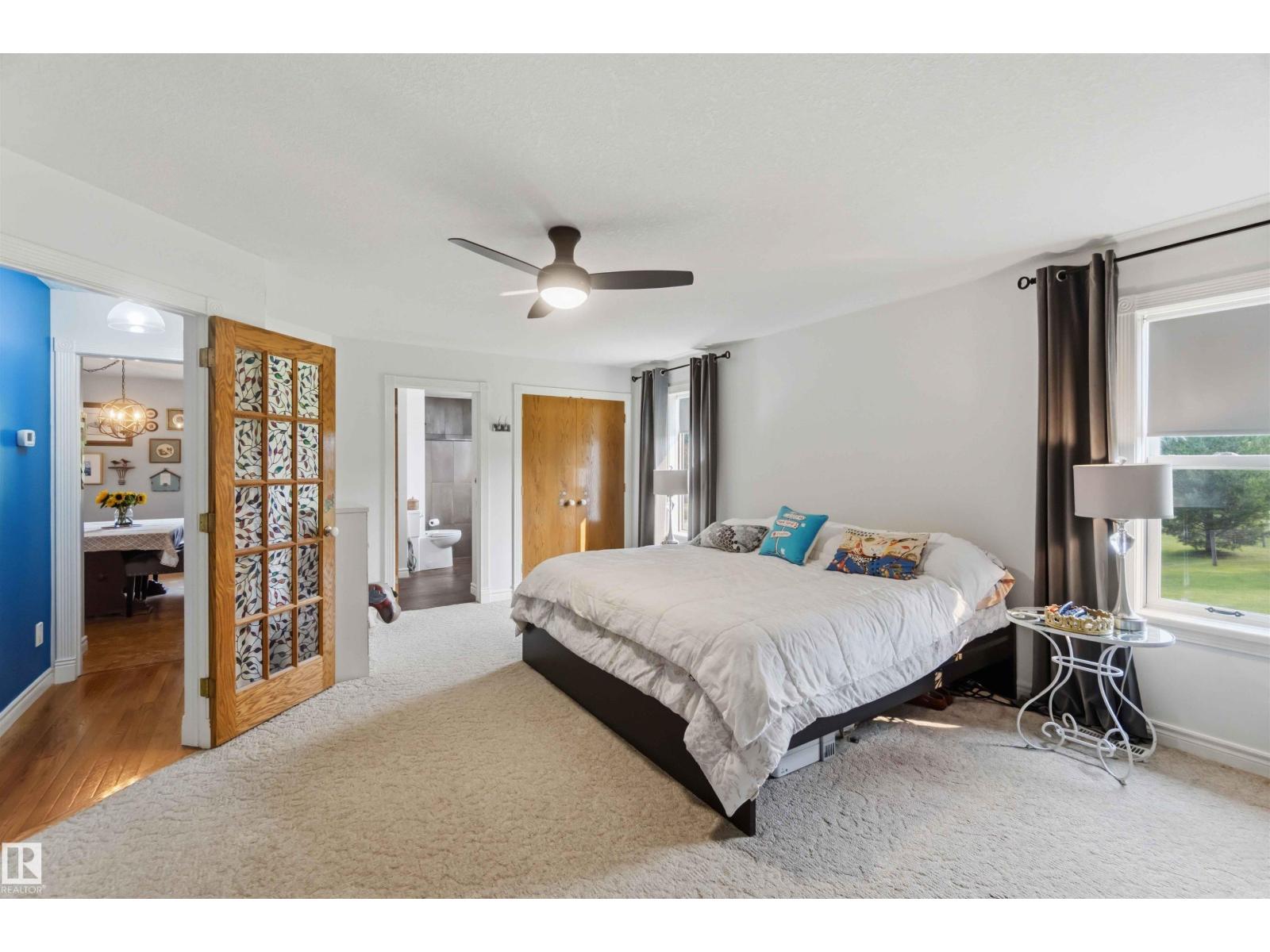 #205 52552 RGE ROAD 224 - 26