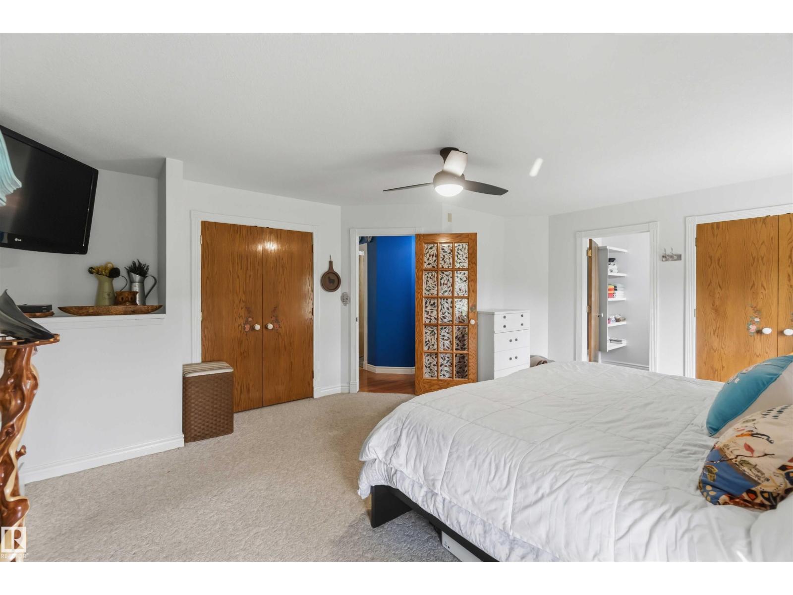 #205 52552 RGE ROAD 224 - 27