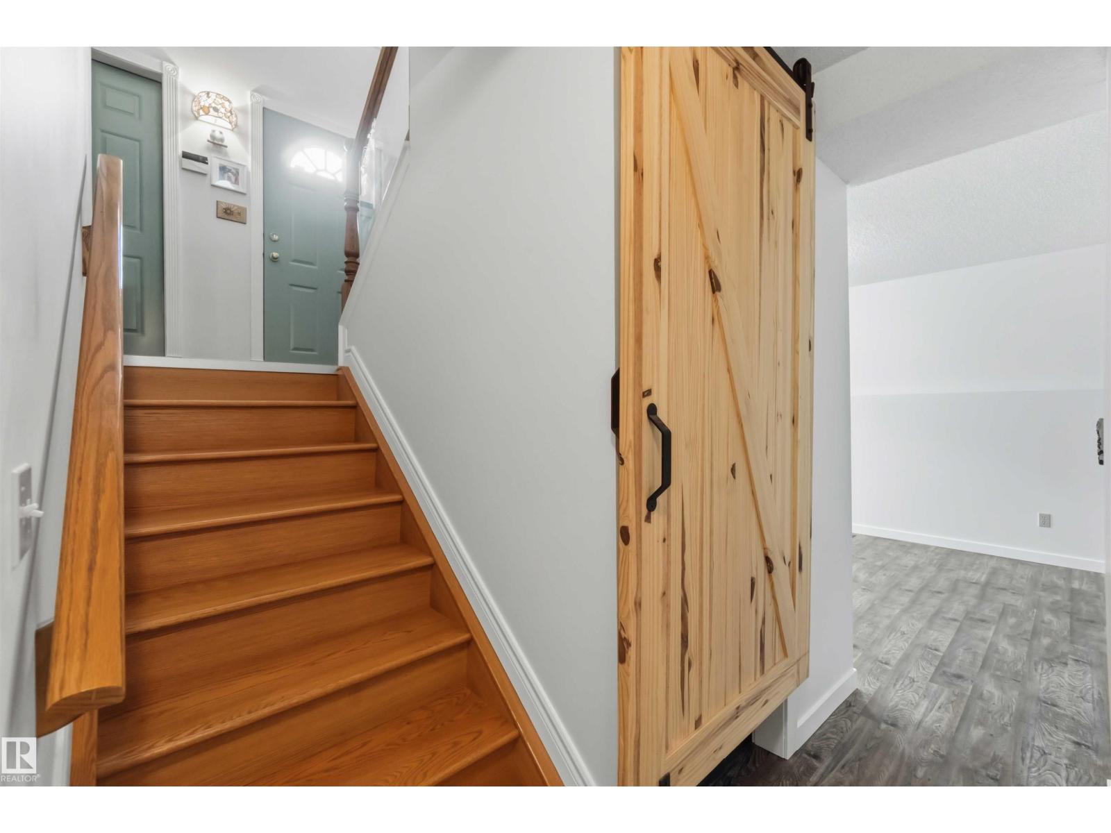#205 52552 RGE ROAD 224 - 34