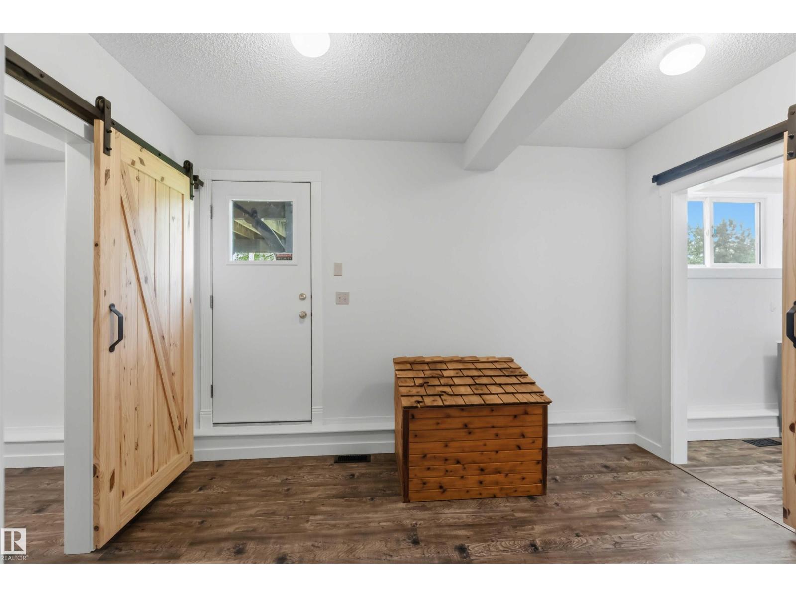 #205 52552 RGE ROAD 224 - 38