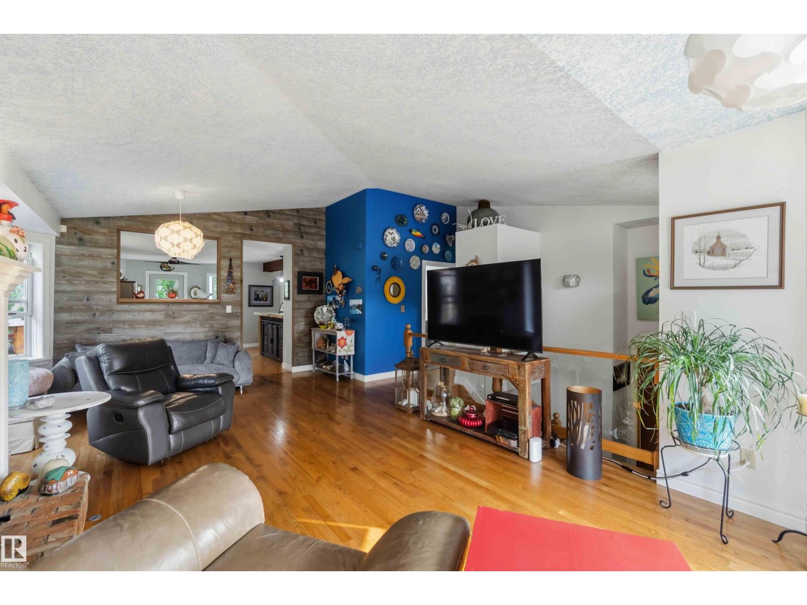 #205 52552 RGE ROAD 224 - 7