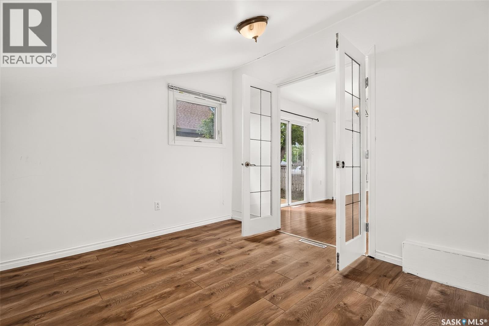 805 Athabasca STREET E - 31