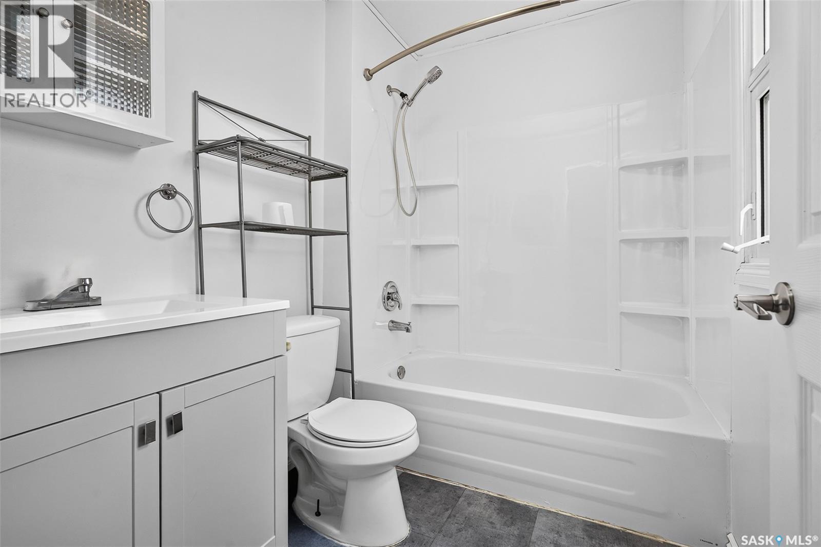 805 Athabasca STREET E — photo 32