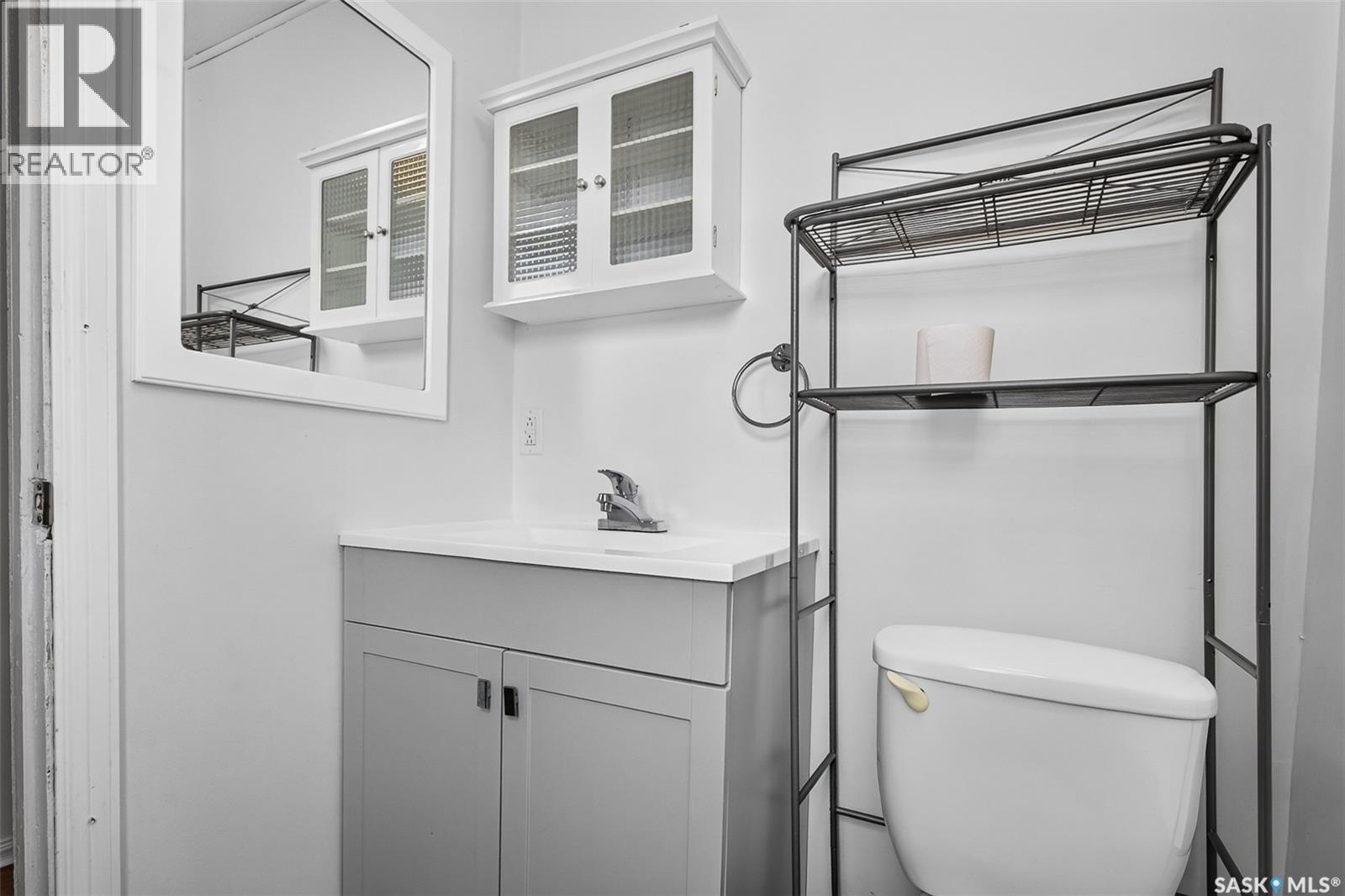 805 Athabasca STREET E - 34