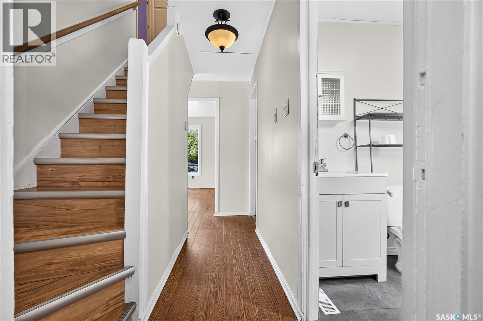 805 Athabasca STREET E - 38