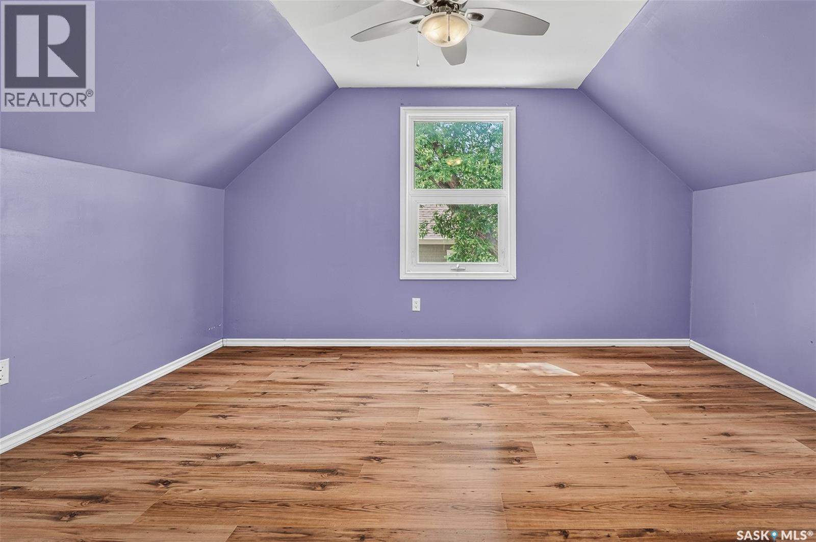 805 Athabasca STREET E - 41