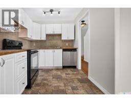 805 Athabasca Street E, Moose Jaw, SK S6H0M6 Photo 15