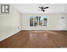 805 Athabasca Street E, Moose Jaw, SK S6H0M6 Photo 25