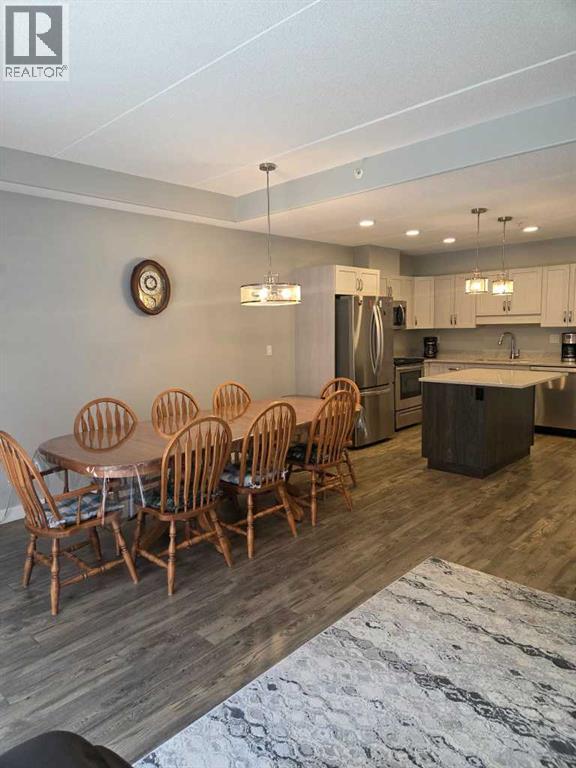 #201 499 Meadow Lake Court E - 5