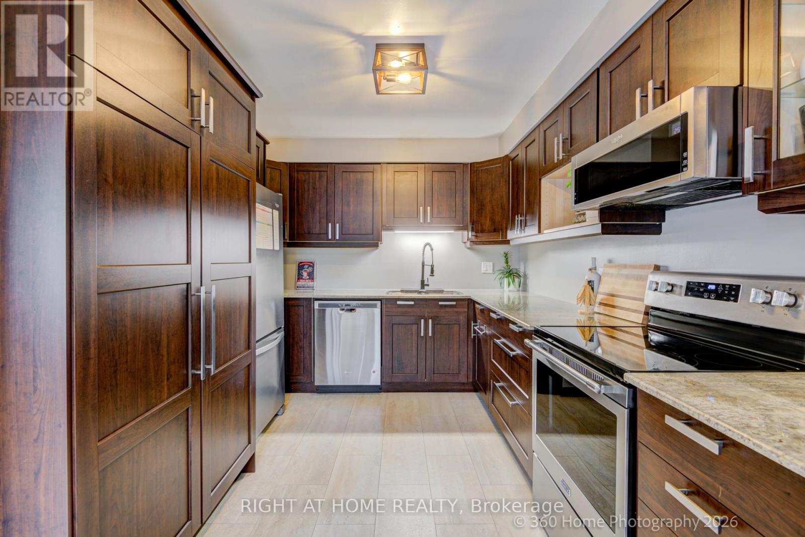 32 HARMONY CIRCLE - 11