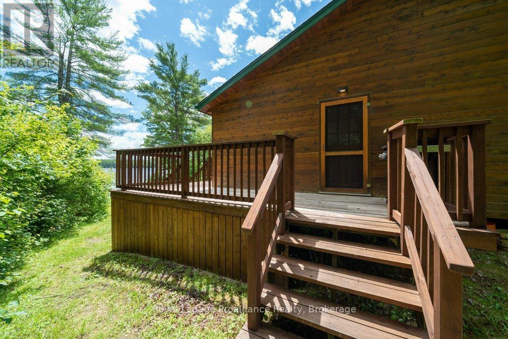 518 WATER ACCESS MAZINAW LAKE - 26