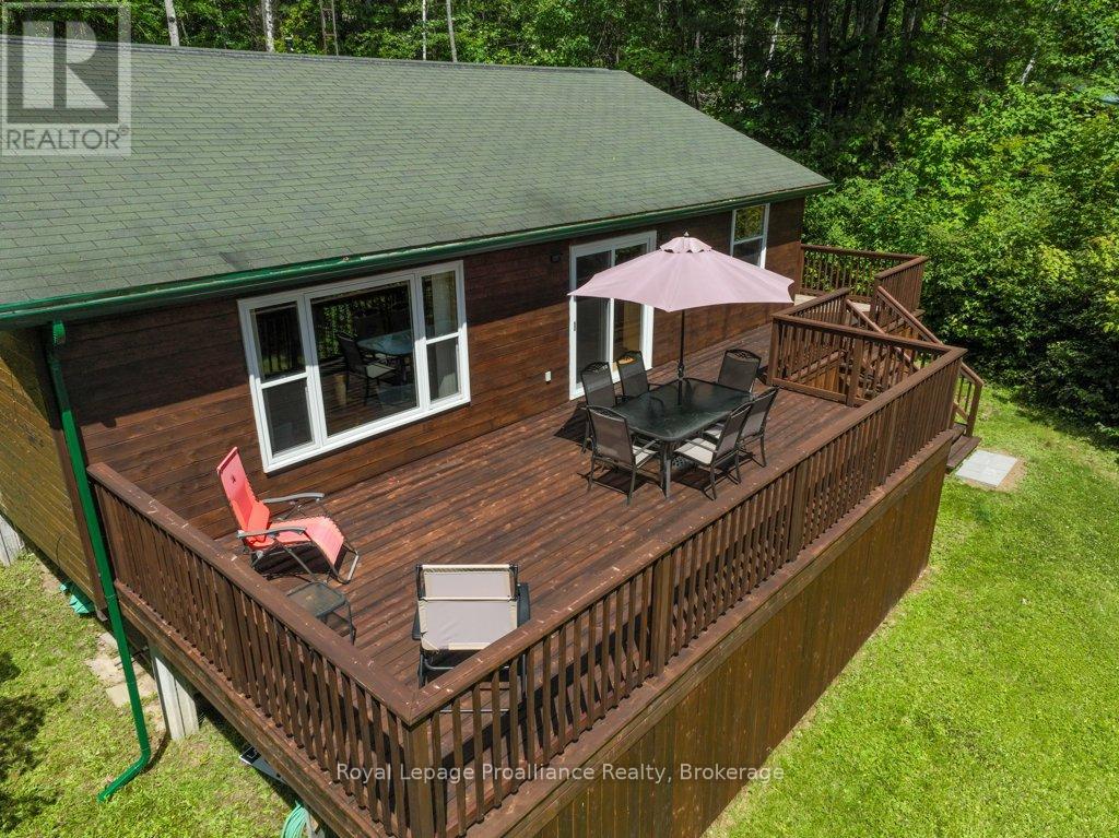 518 WATER ACCESS MAZINAW LAKE - 28